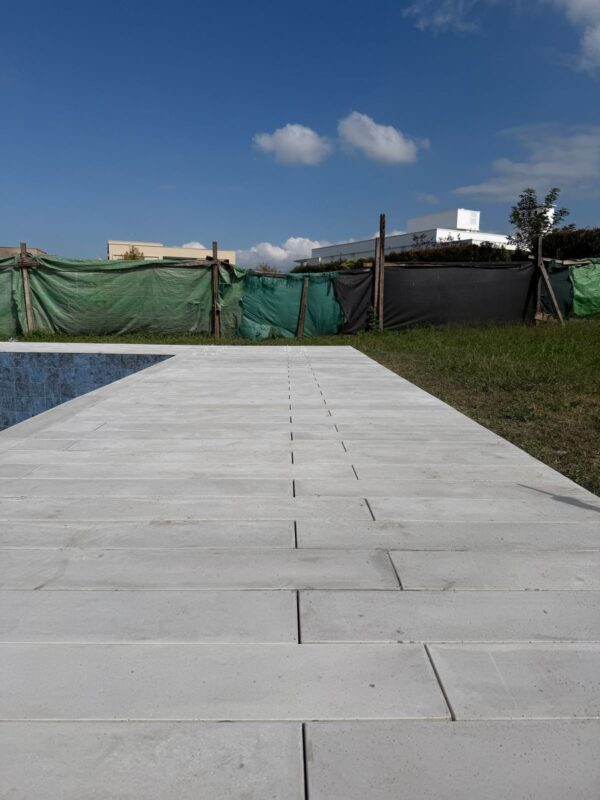 Tablas atérmicas - Pisos pileta y solarium - 1.25 x 0.20 m - varios colores